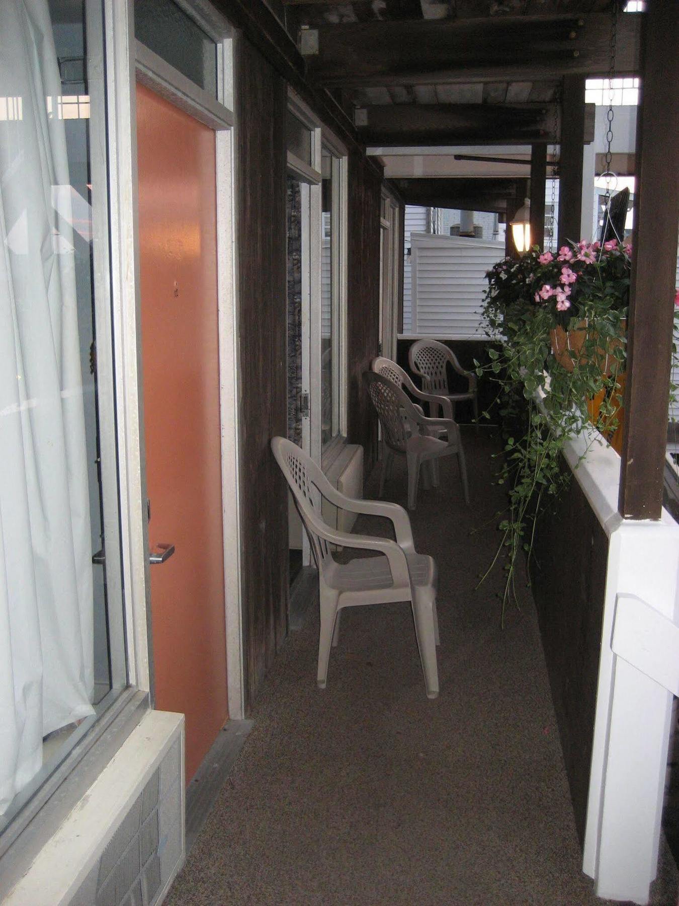 סיסייד פארק Charlroy Motel מראה חיצוני תמונה
